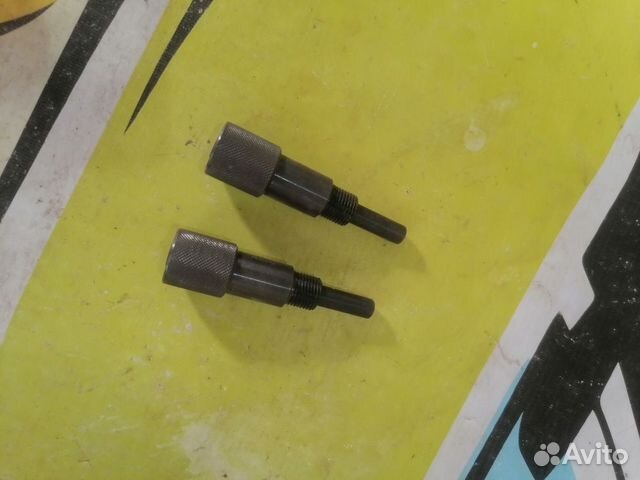 Фиксатор вала распределительного