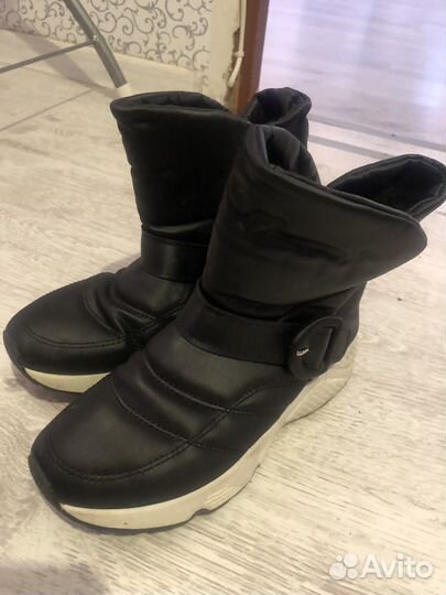Ботинки демисезонные для девочки 35-36