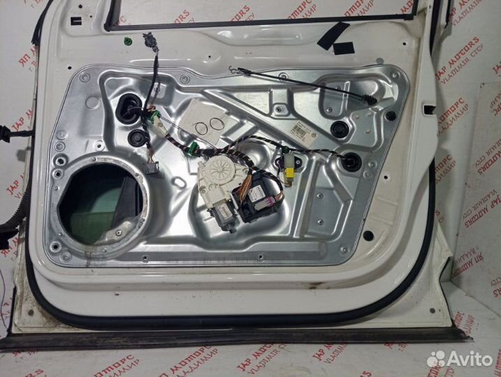 Дверь боковая передняя правая Volkswagen Tiguan