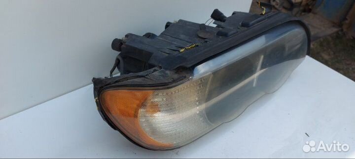 Фара галогеновая передняя правая Bmw X5 E53 2003