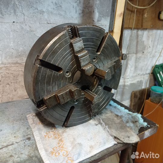 Токарный патрон польский 400