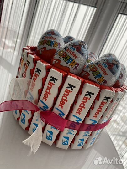 Торт из киндеров и сниерсов