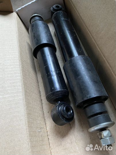 Стойка амортизатора нива