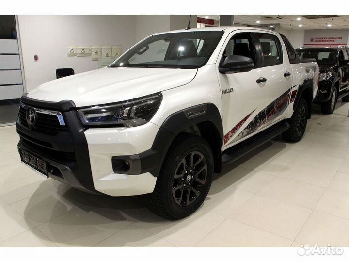 Toyota Hilux 2.8 AT, 2024