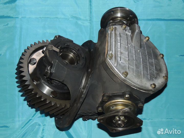Редуктор переднего моста