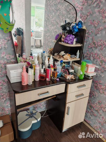 Туалетный столик