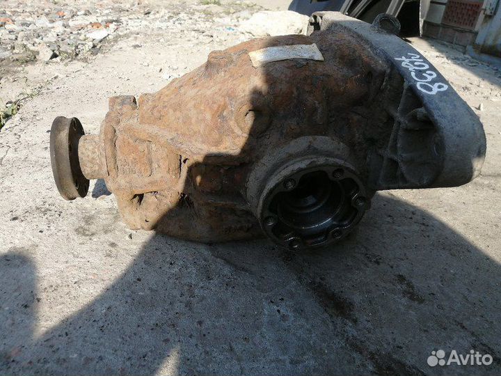 Редуктор задней оси BMW 5er E39 M52B25