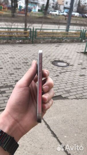 iPhone 15 Pro, 128 ГБ