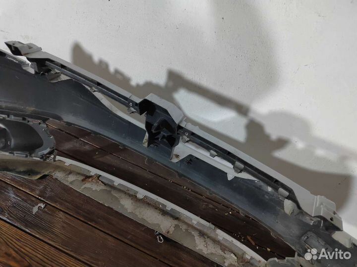 Бампер передний Renault Sandero 2 Logan