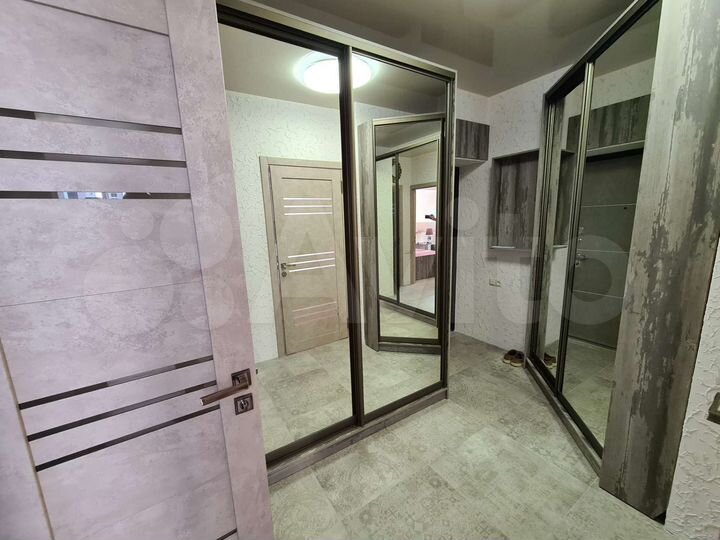 2-к. квартира, 50 м², 6/9 эт.