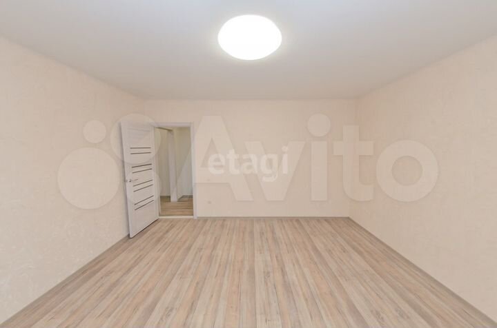 2-к. квартира, 62 м², 3/10 эт.