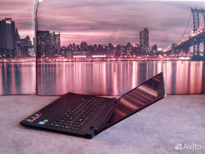 Ноутбук lenovo