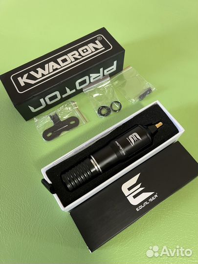 Машинка для татуажа cwadron proton