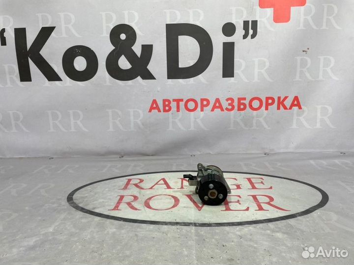 Помпа Land Rover Discovery 5 L462 3.0 TD 2019