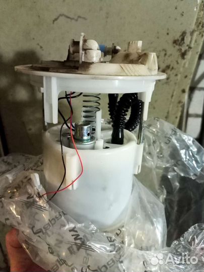 Бензонасос