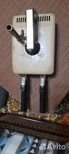 Прибор для завивки волос 