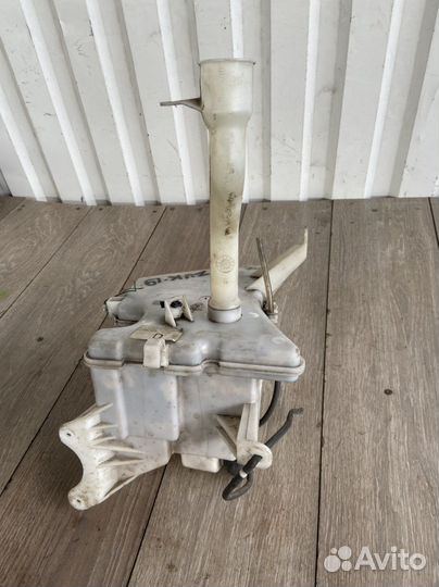 Бачок омывателя Toyota Auris E150 Аурис 150