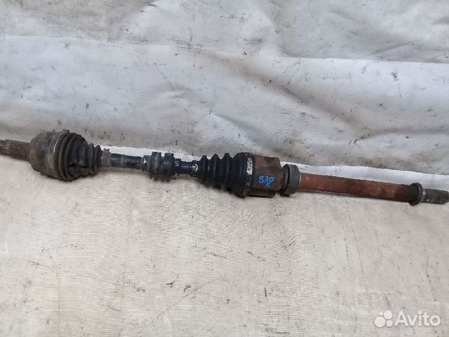 Привод передний правый Nissan Lafesta B30