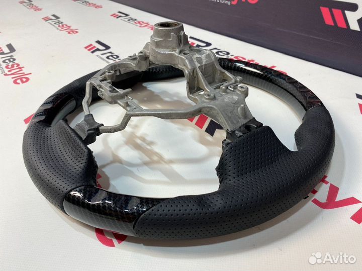 Руль Lexus IS250 Sport Design Карбон косточка