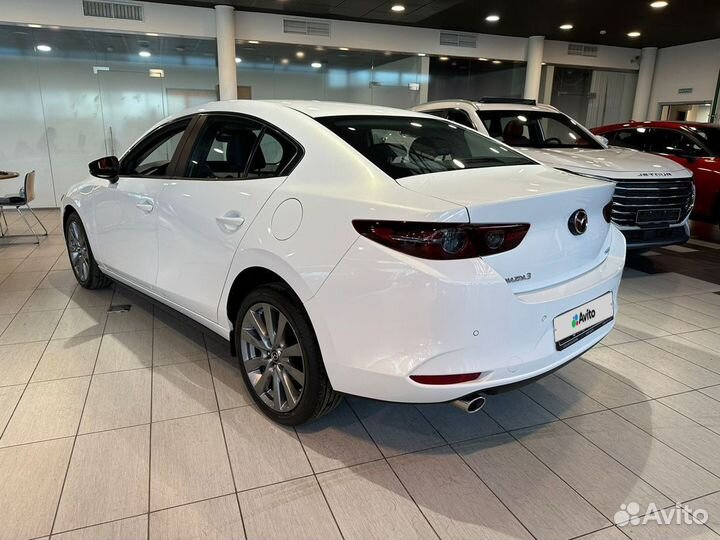 Mazda 3, 2022