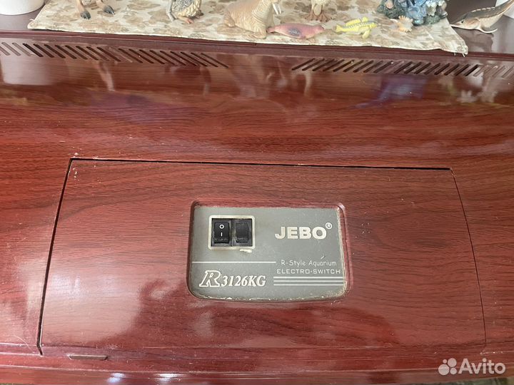 Продам аквариум Jebo 320л