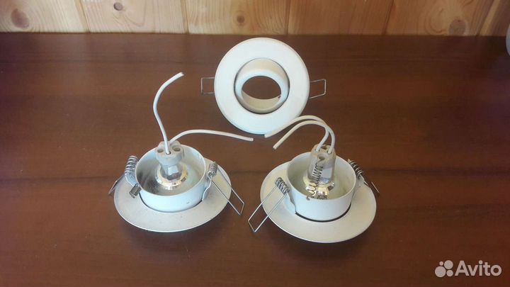 Светильник потолочный, лампы