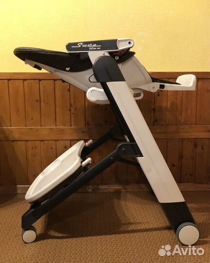 Стульчик для кормления Peg Perego Siesta follow me