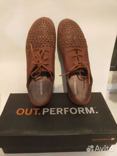 Ботинки женские