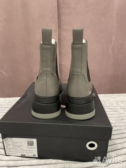 Ботинки женские зимние 38 размера