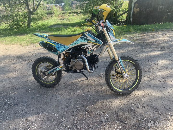 Regulmoto seven 125E