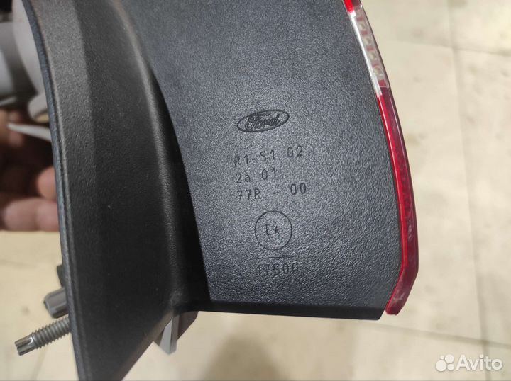 Задний правый фонарь Ford Focus 3 рестайлинг