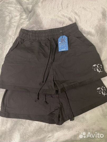 Шорты женские