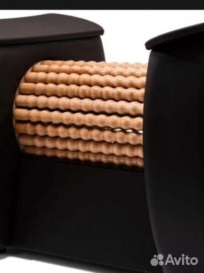 Роликовый массажер