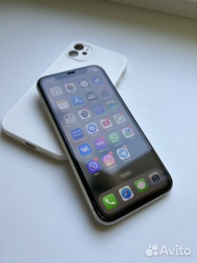 iPhone 11, 128 ГБ