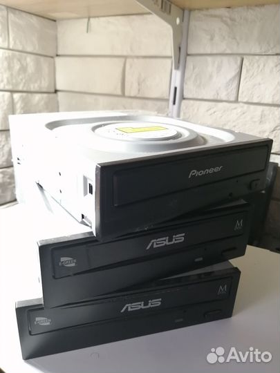 Dvd ROM привод