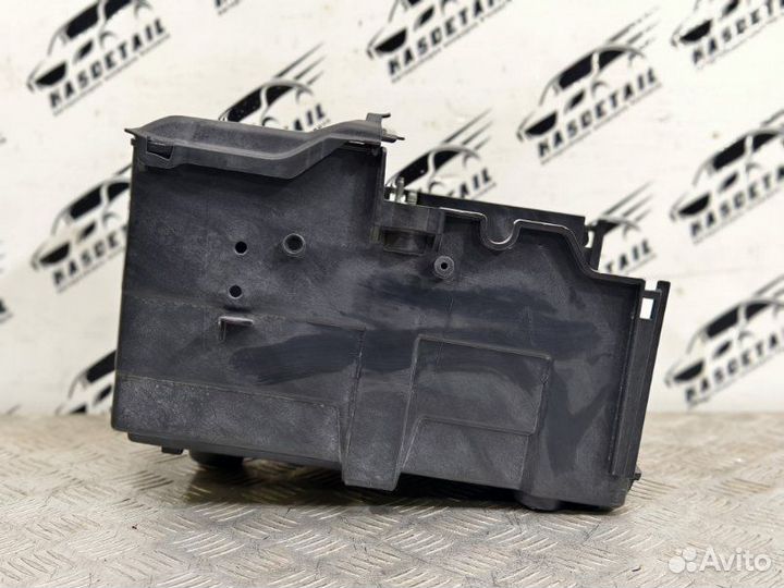 Короб аккумулятора Ford Focus 3 1.6 pnda 2012