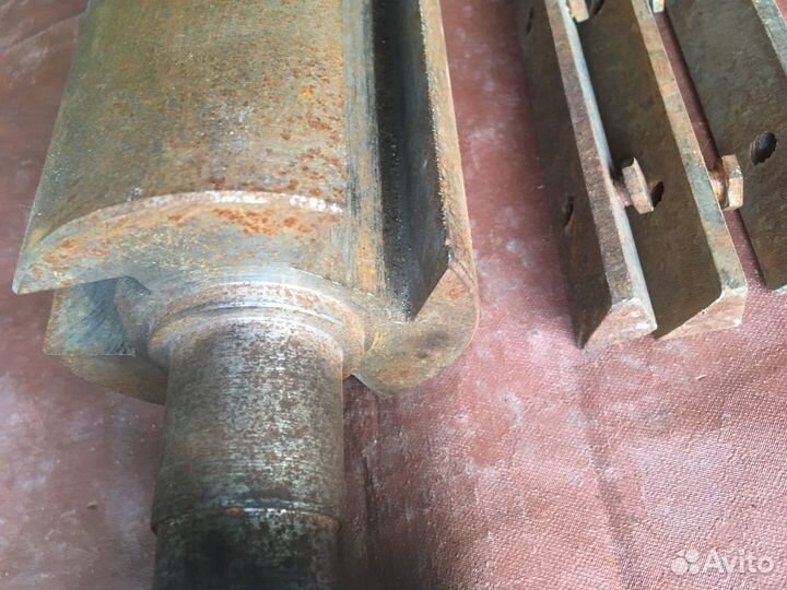 Строгальный вал