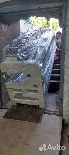 Такелажники. Разгрузка станков