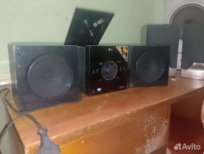 Музыкальные центры