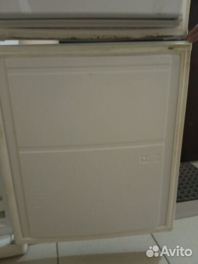 Холодильник Indesit