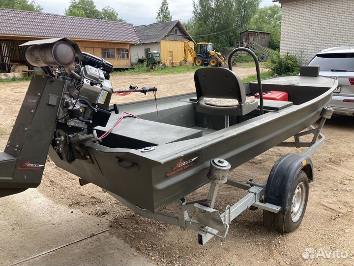 Лодка болотоход Surface Drive Go-Devil