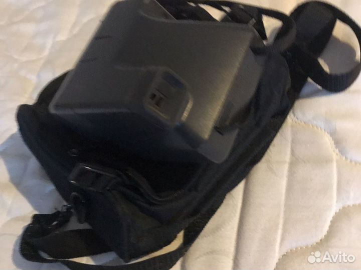 Фотоаппарат моментальный polaroid