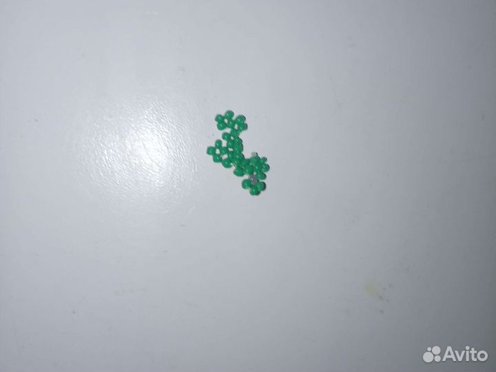 Динозавр из бисера