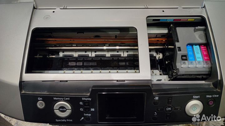 Принтер цветной Epson stylus photo r340