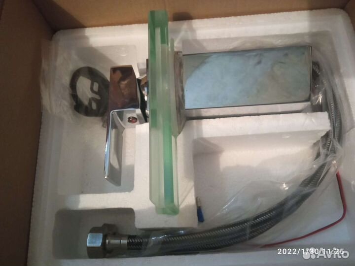 Кран для ванной