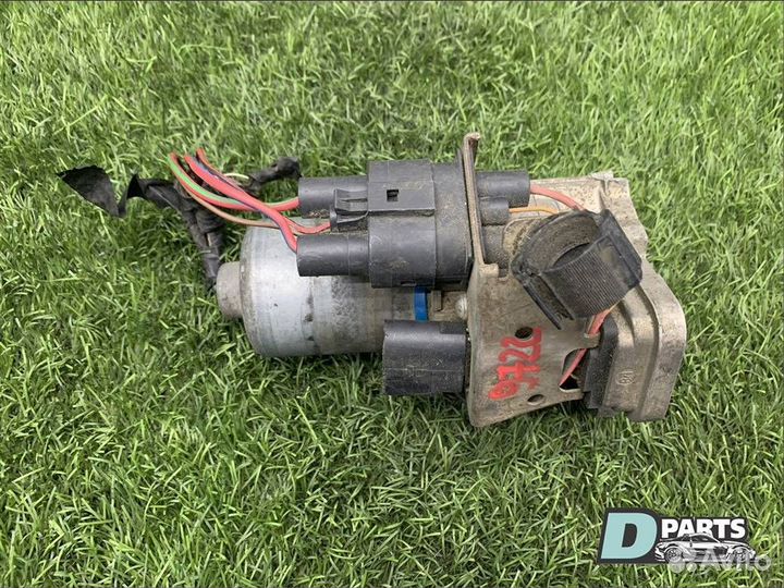 Моторчик раздатки Volkswagen Touareg 7L