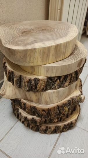 Спил карагача / вяза. Разделочная доска