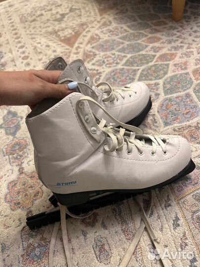 Коньки фигурные