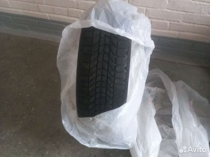 Firestone Winter Force 225/60 R17 22E