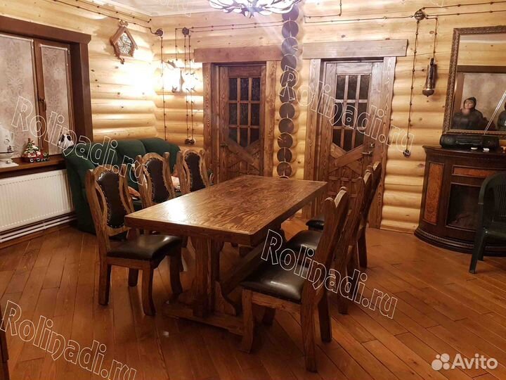 Стол из дерева